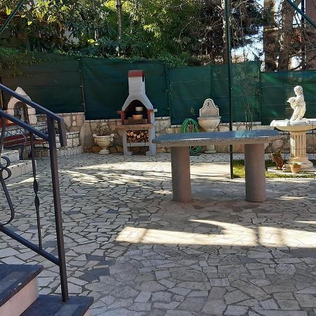 Goga Mare Apartment Ровин Екстериор снимка